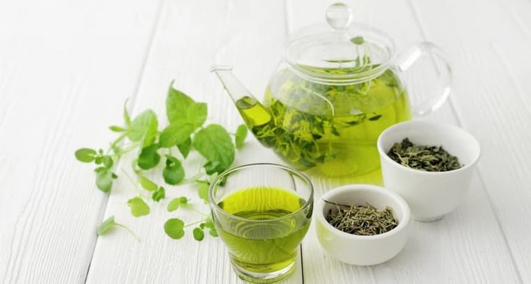 Green Tea A healthy infusion for cancer prevention